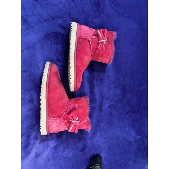 UGG Pink Bowed Short Boots - Picture 7 of 8